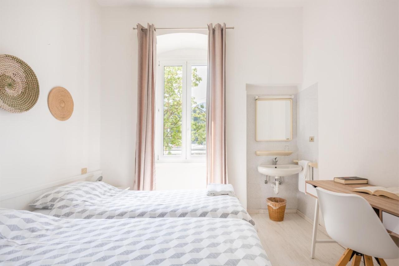 Al Lago Camping & Rooms Riva del Garda Extérieur photo