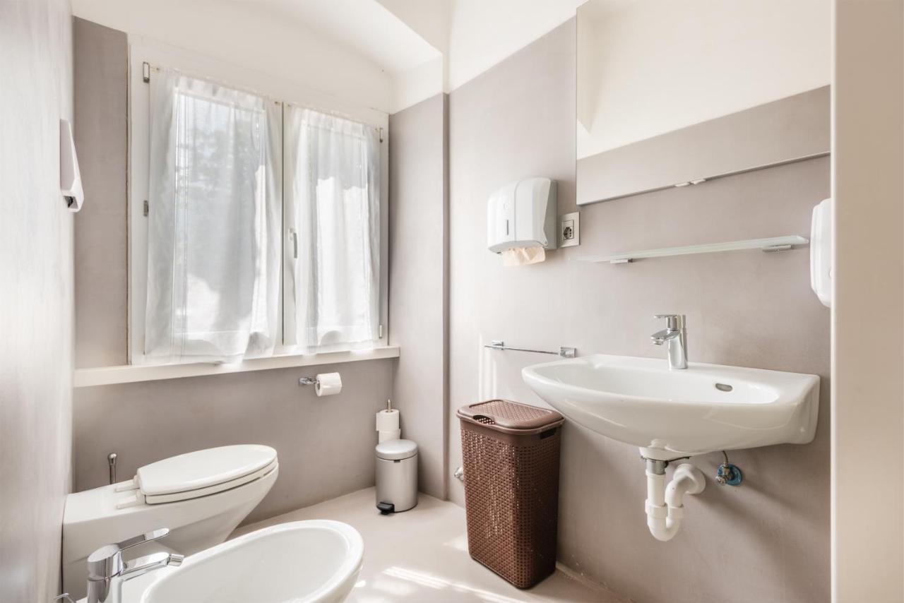 Al Lago Camping & Rooms Riva del Garda Extérieur photo
