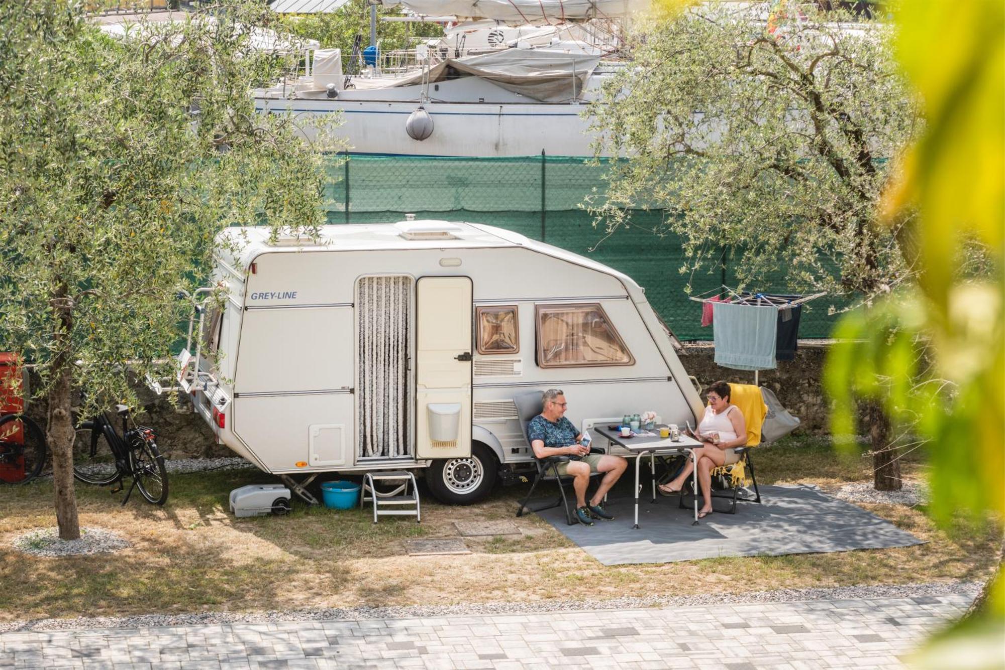 Al Lago Camping & Rooms Riva del Garda Extérieur photo